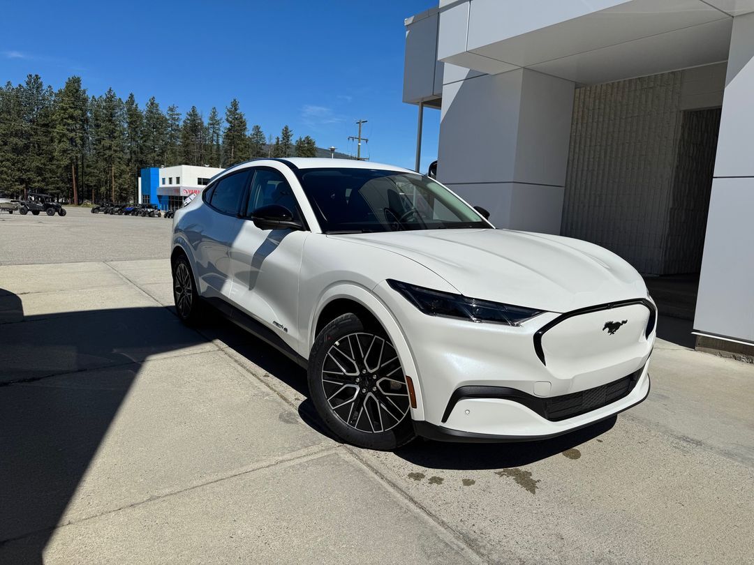2025 Ford Mustang Mach-E PREMIUM FORD POWER PROMISE - COMPLIMENTARY HOME CH