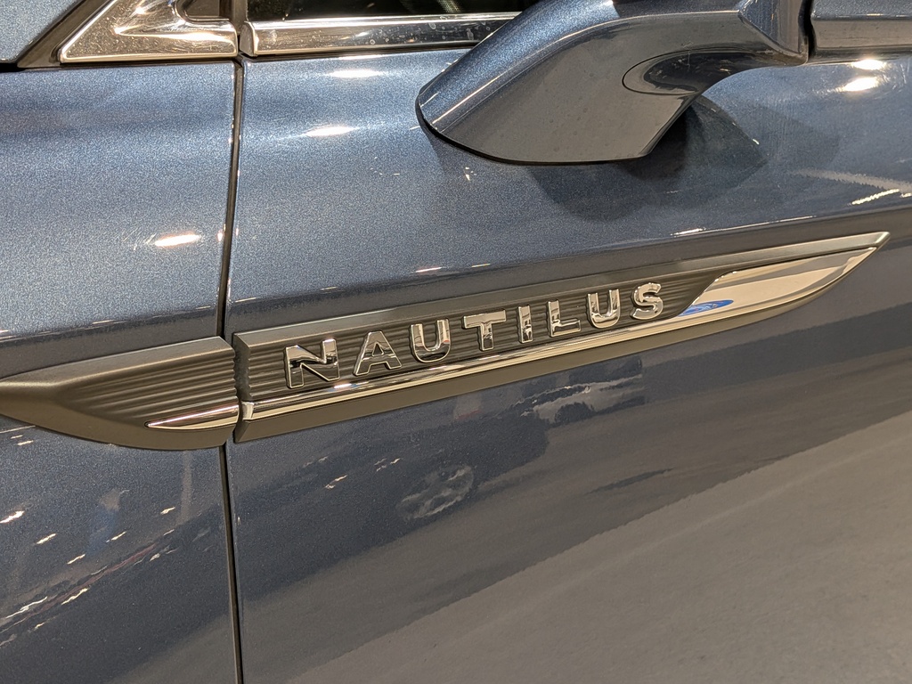 Lincoln Nautilus 2019