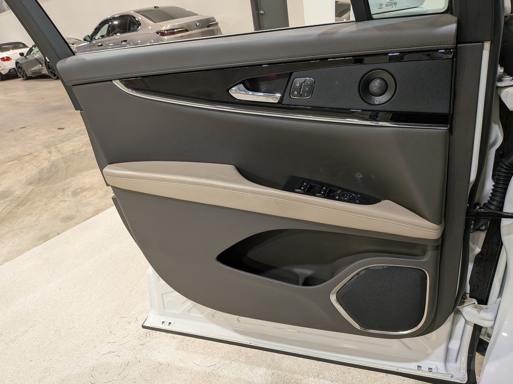 Lincoln Nautilus 2022