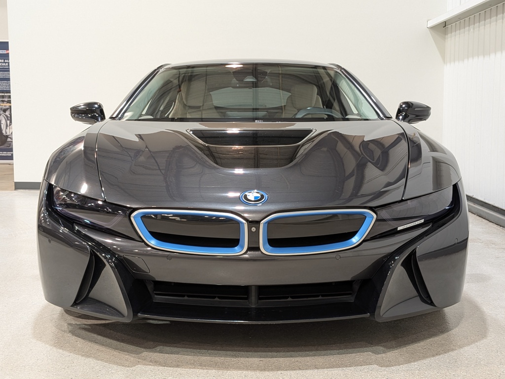 BMW i8 2015