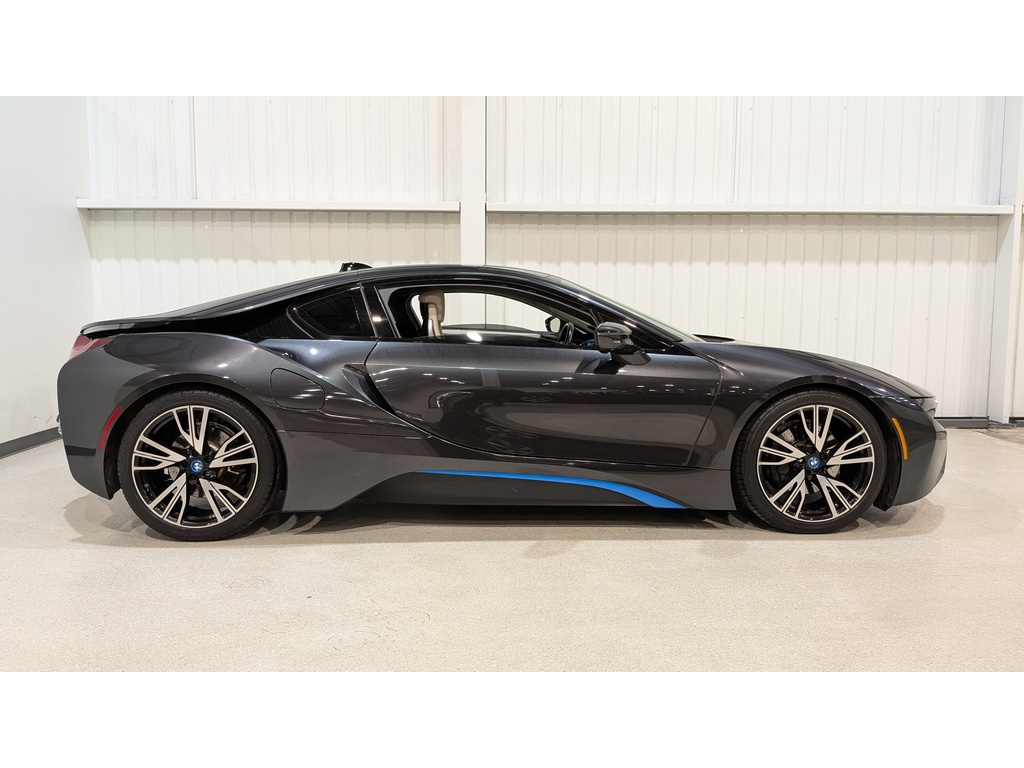 BMW i8 2015