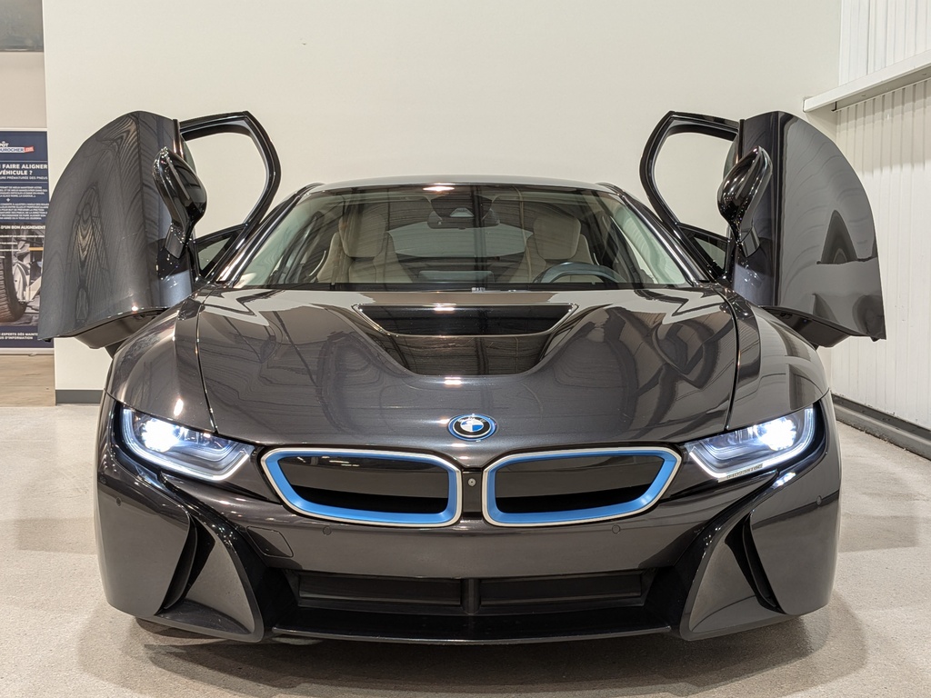 BMW i8 2015