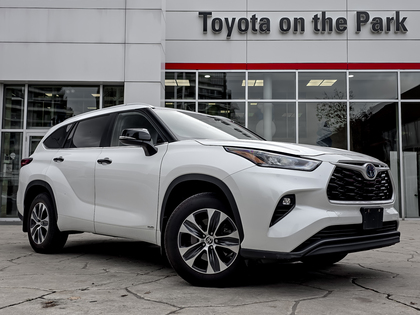 used 2024 Toyota Highlander car, priced at $51,995