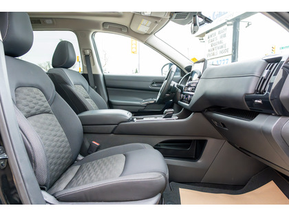 used 2024 Nissan Pathfinder car, priced at $42,988