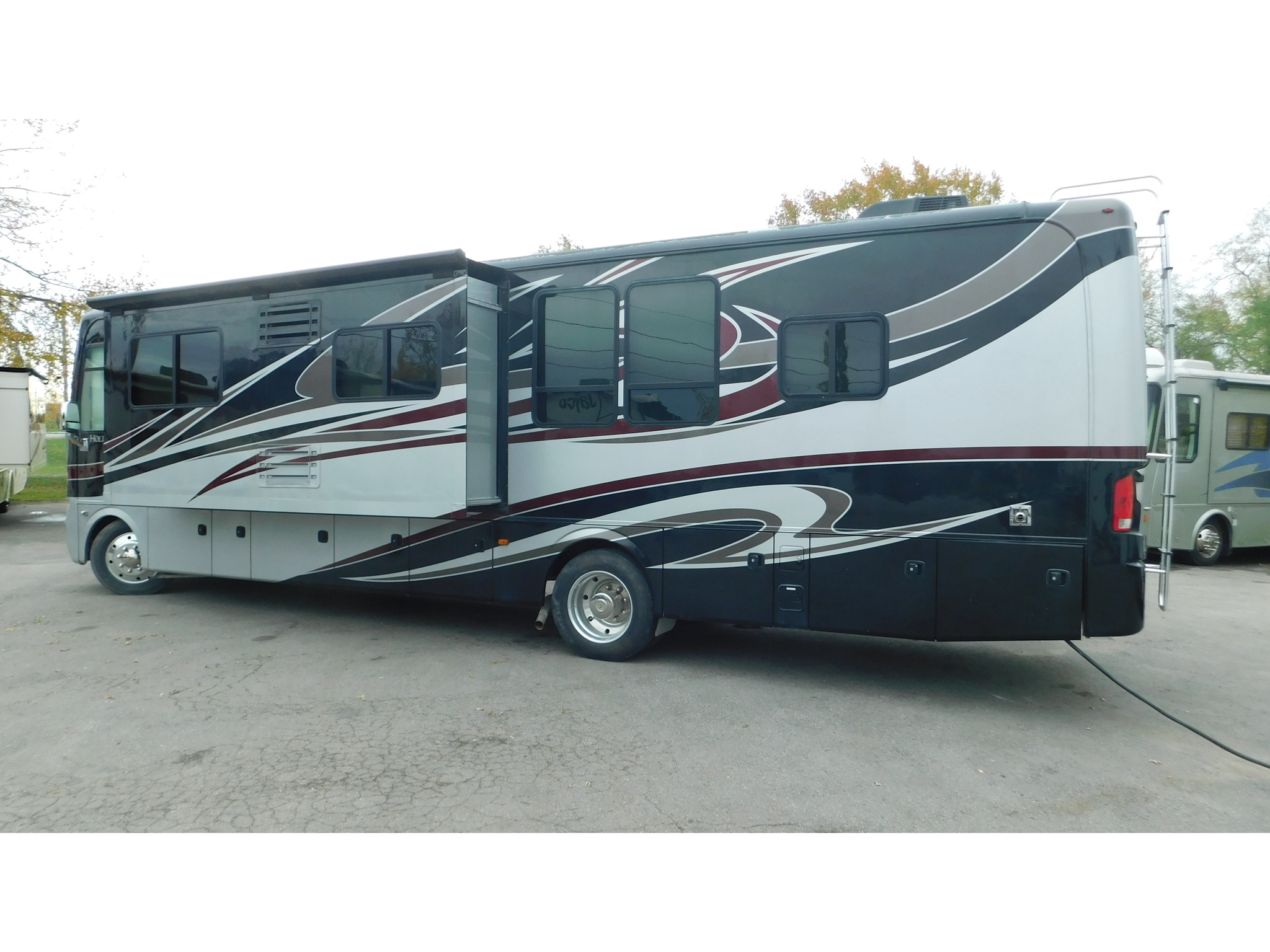 2013 Holiday Rambler Vacationer