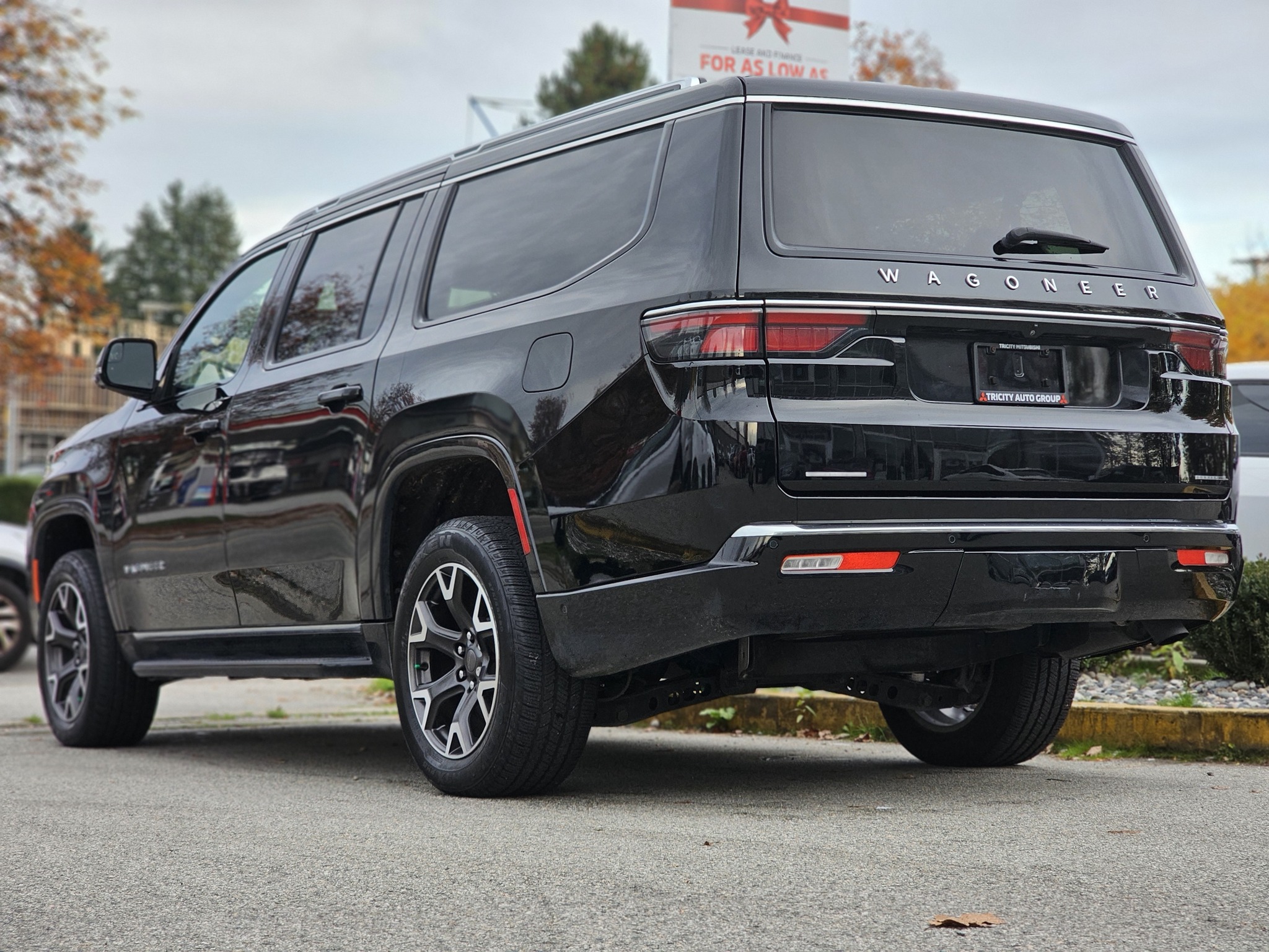 2023 Jeep Wagoneer L