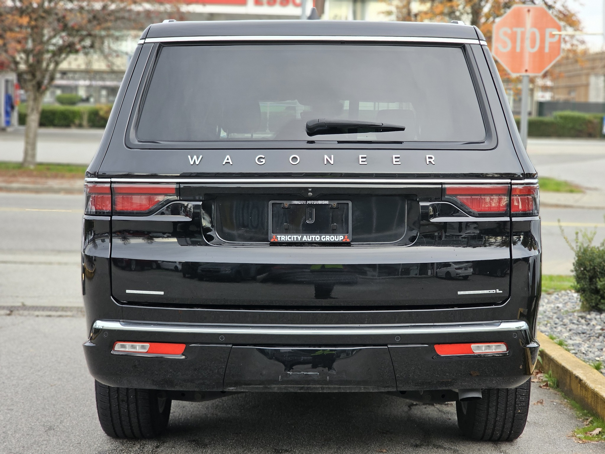 2023 Jeep Wagoneer L