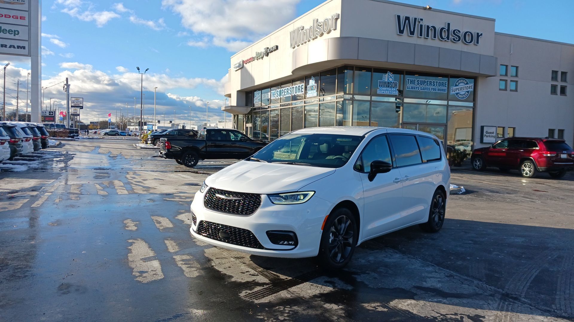 2026 Chrysler Pacifica