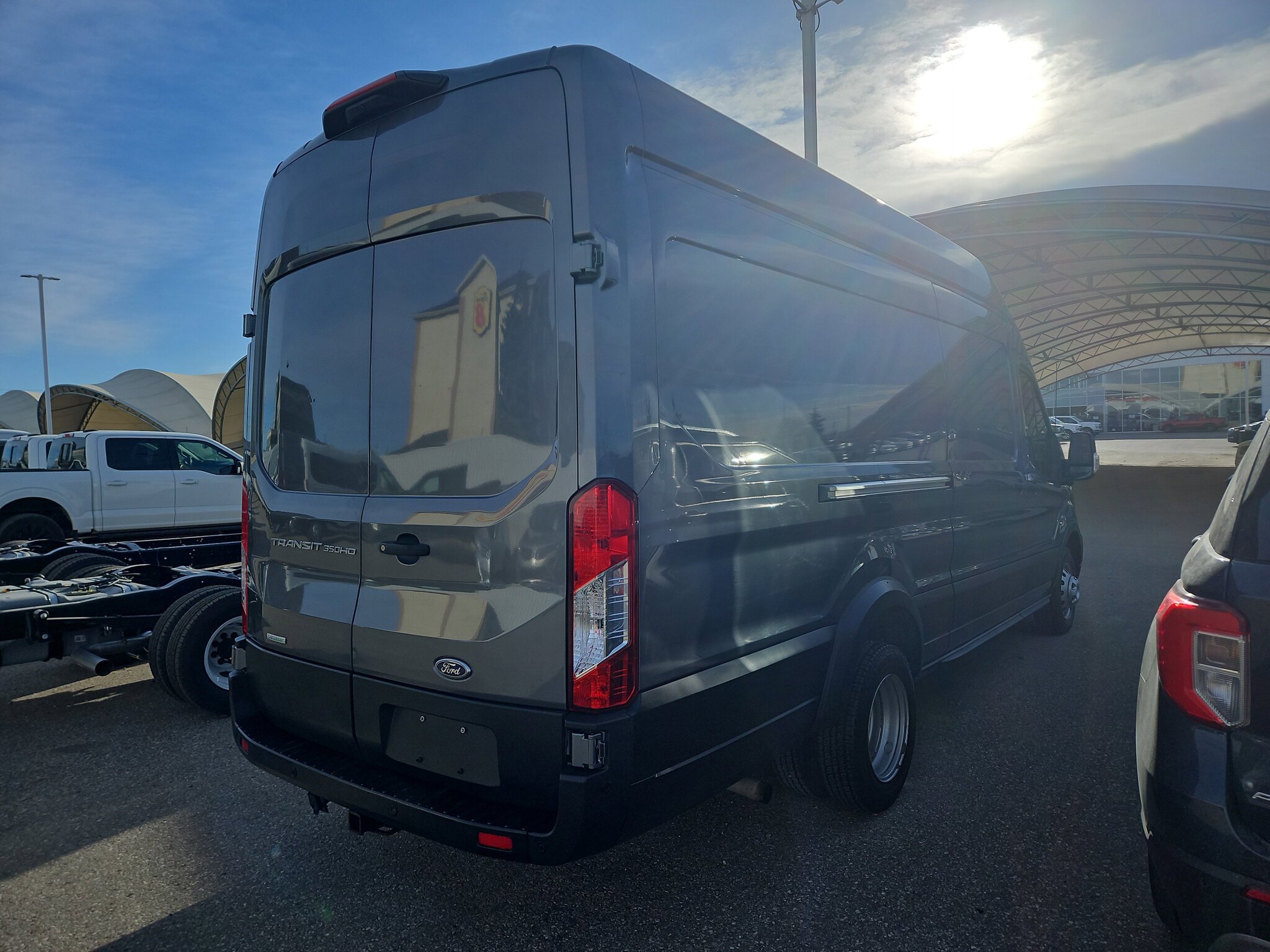 2022 Ford Transit Cargo Van