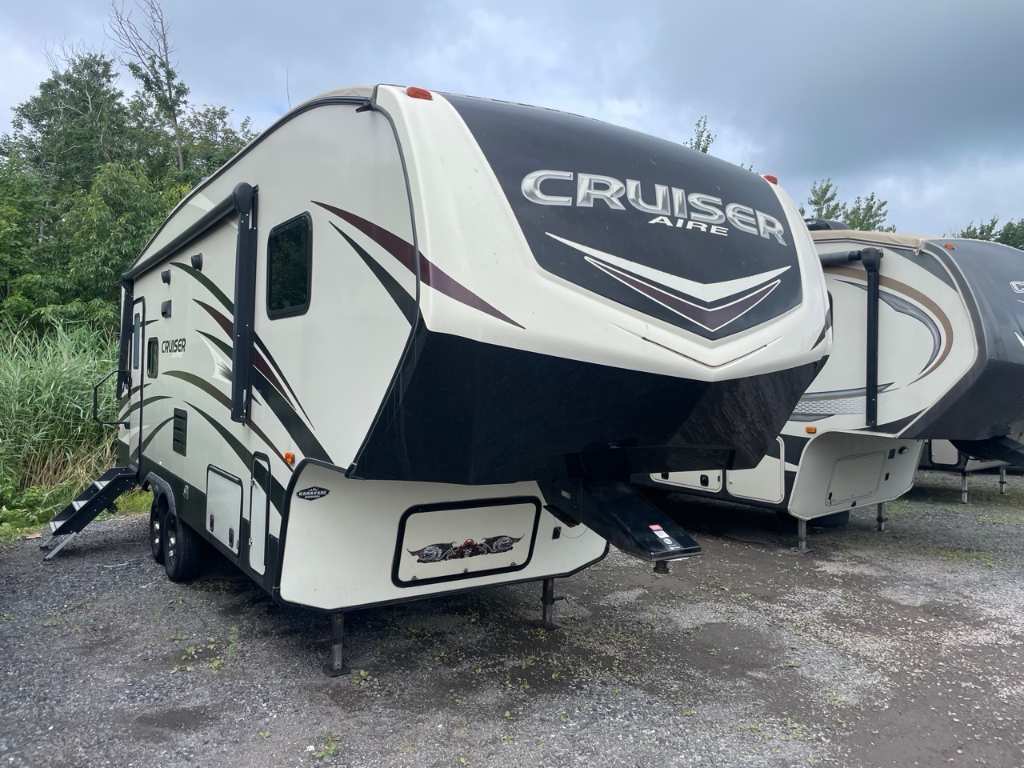 2019 Prime Time Crusader 25RL