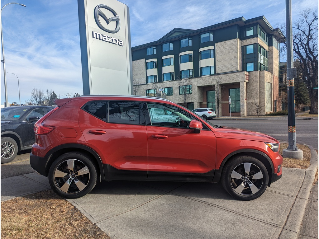 2019 Volvo XC40