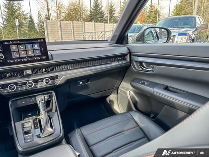 used 2025 Honda CR-V Hybrid car, priced at $43,999