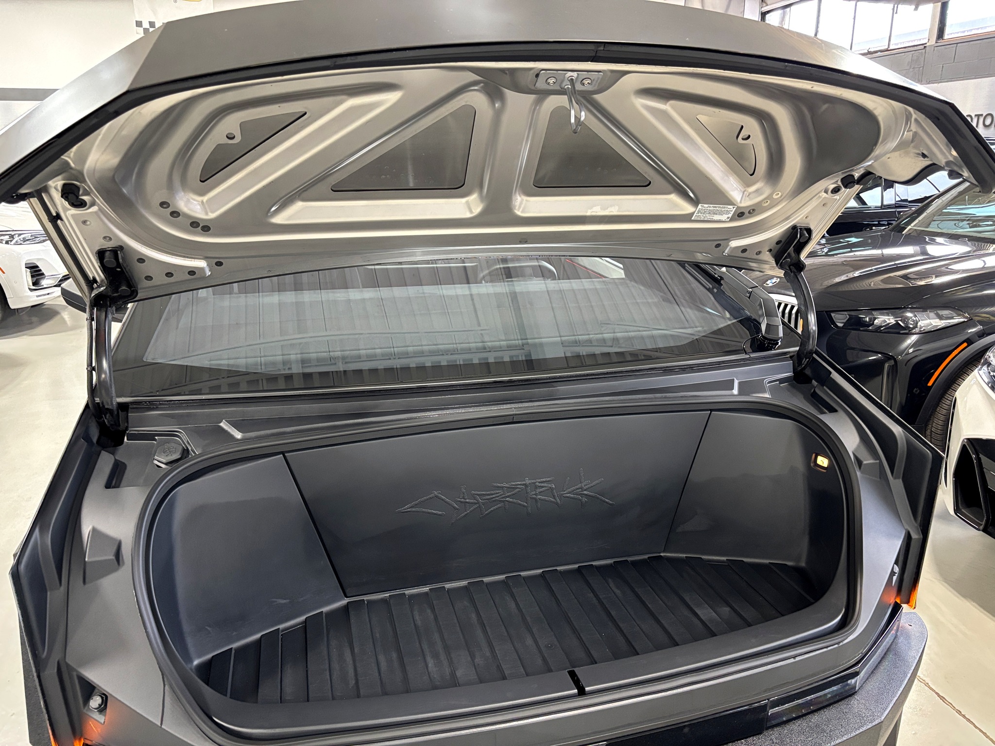 2024 Tesla Cybertruck