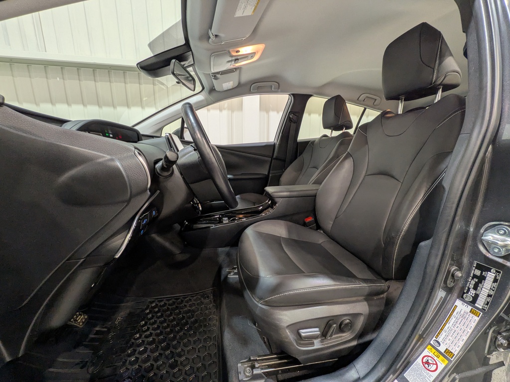 Toyota Prius Prime 2021