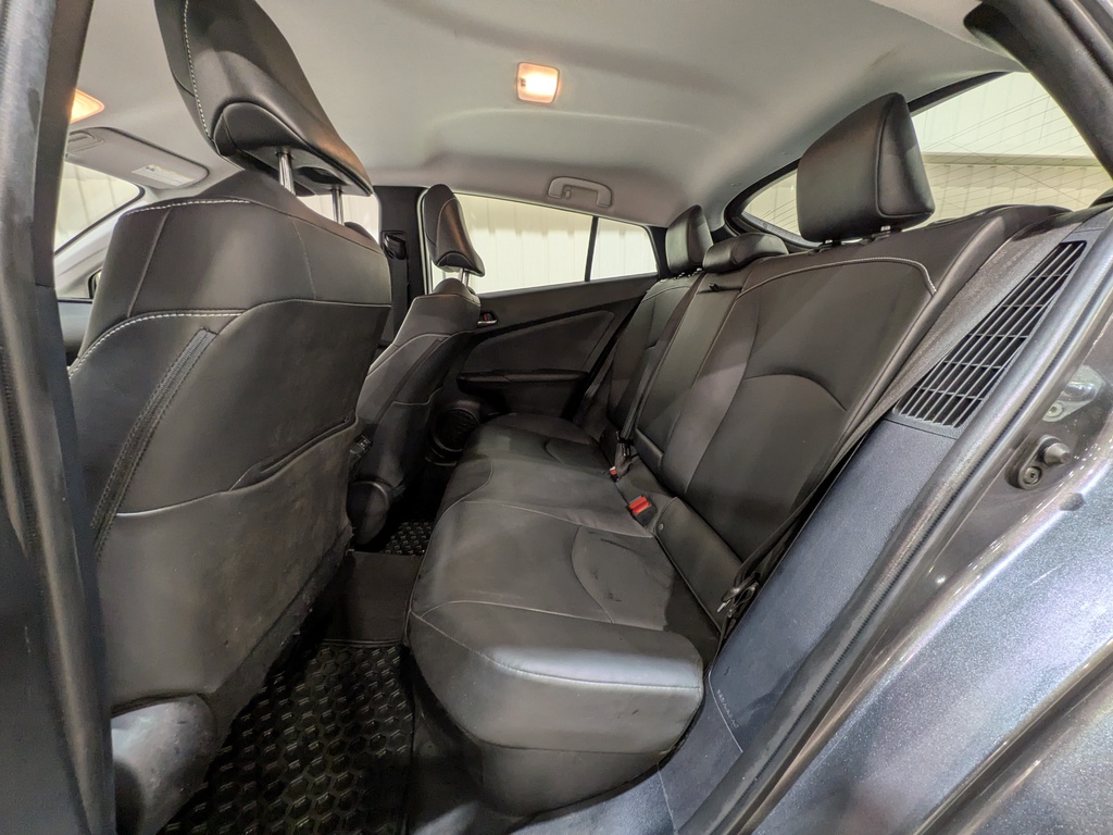 Toyota Prius Prime 2021