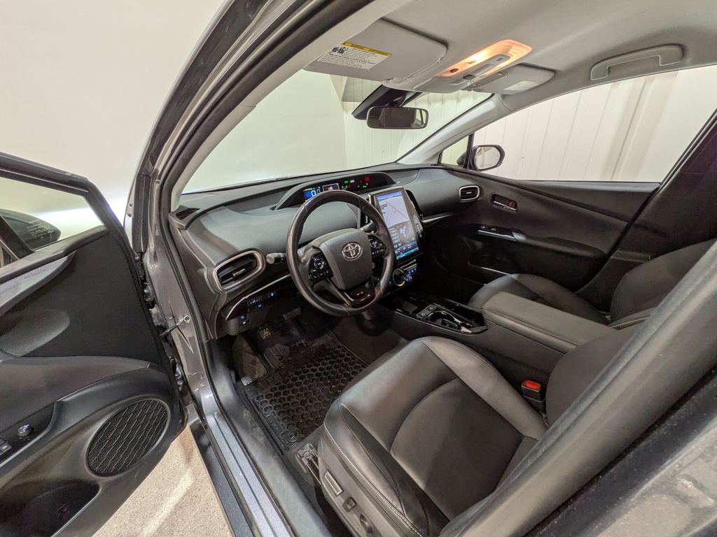 Toyota Prius Prime 2021