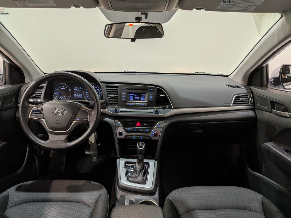 Hyundai Elantra 2018