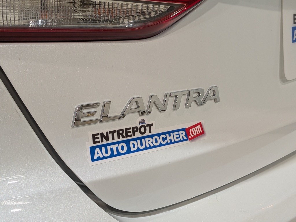 Hyundai Elantra 2018