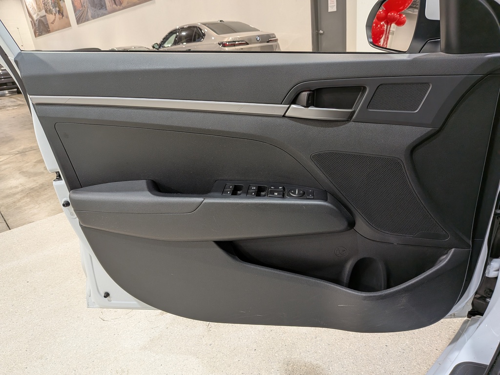 Hyundai Elantra 2018