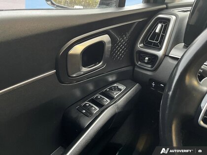 used 2022 Kia Sorento car, priced at $31,305