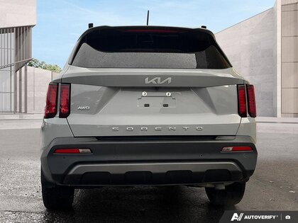 used 2022 Kia Sorento car, priced at $31,305