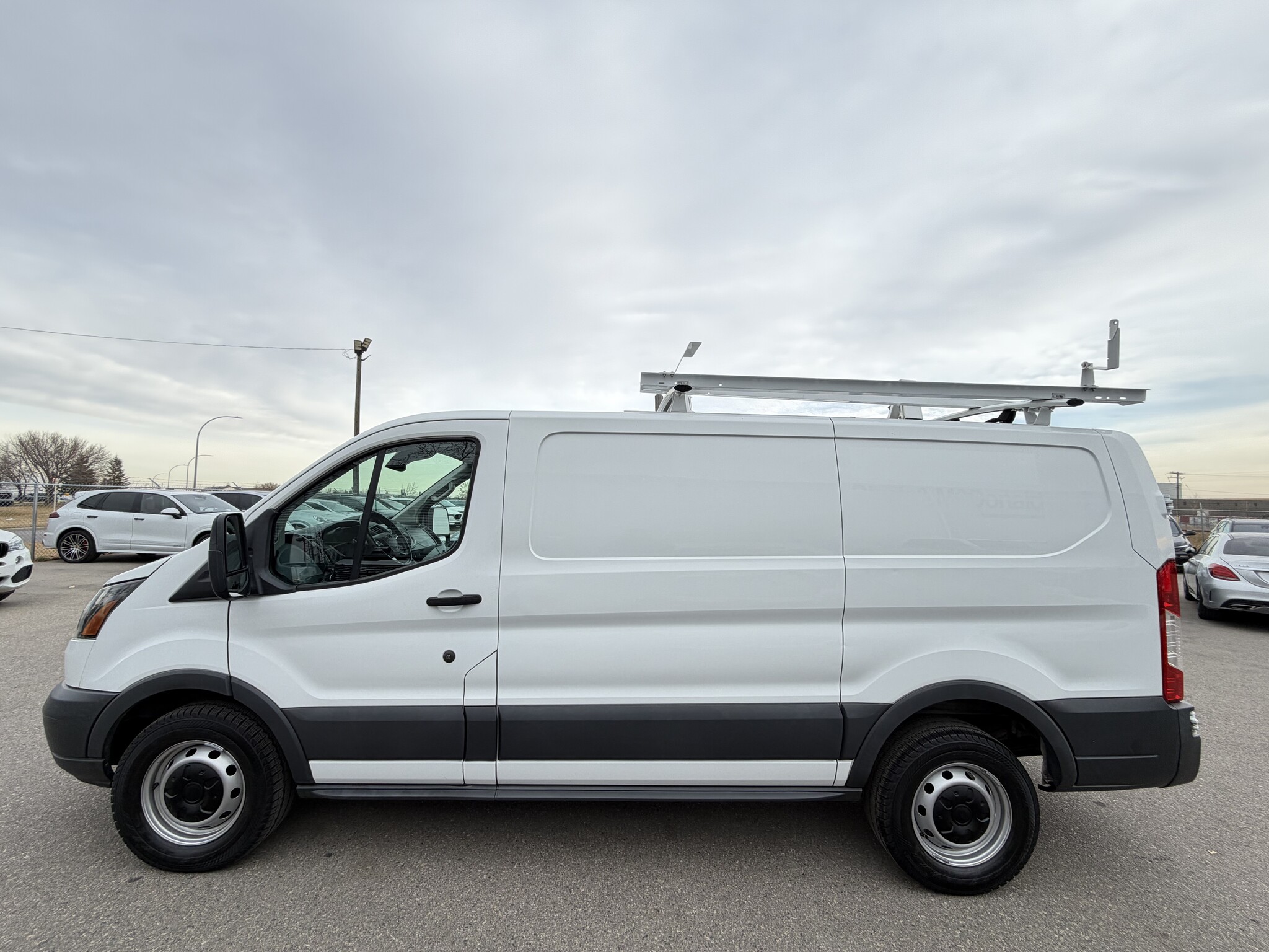 2017 Ford Transit Cargo Van