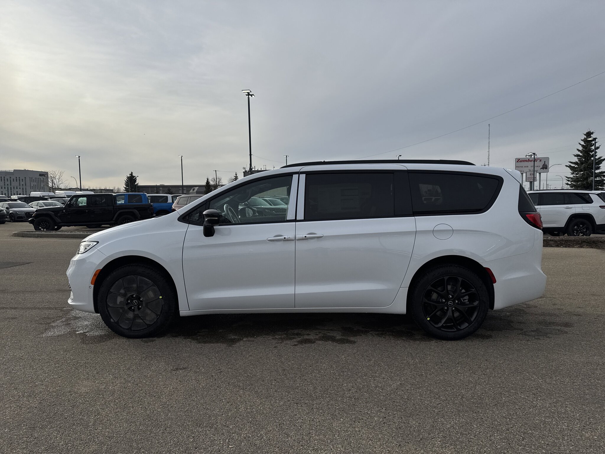 2026 Chrysler Pacifica