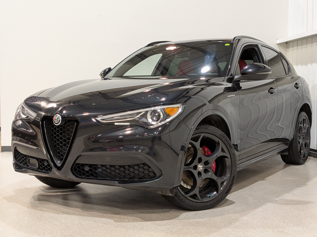 Alfa Romeo Stelvio 2023