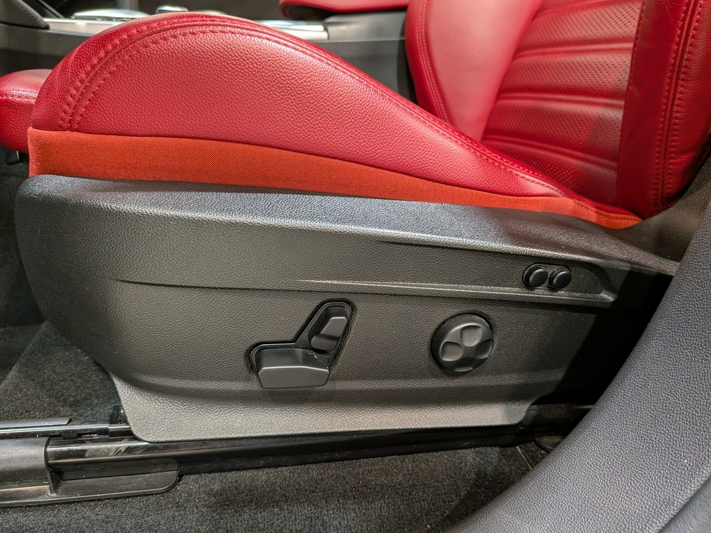 Alfa Romeo Stelvio 2023