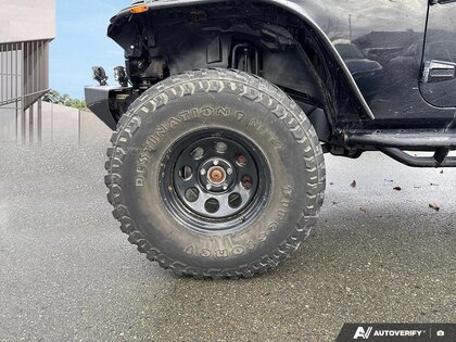 used 2011 Jeep Wrangler Unlimited car, priced at $18,995