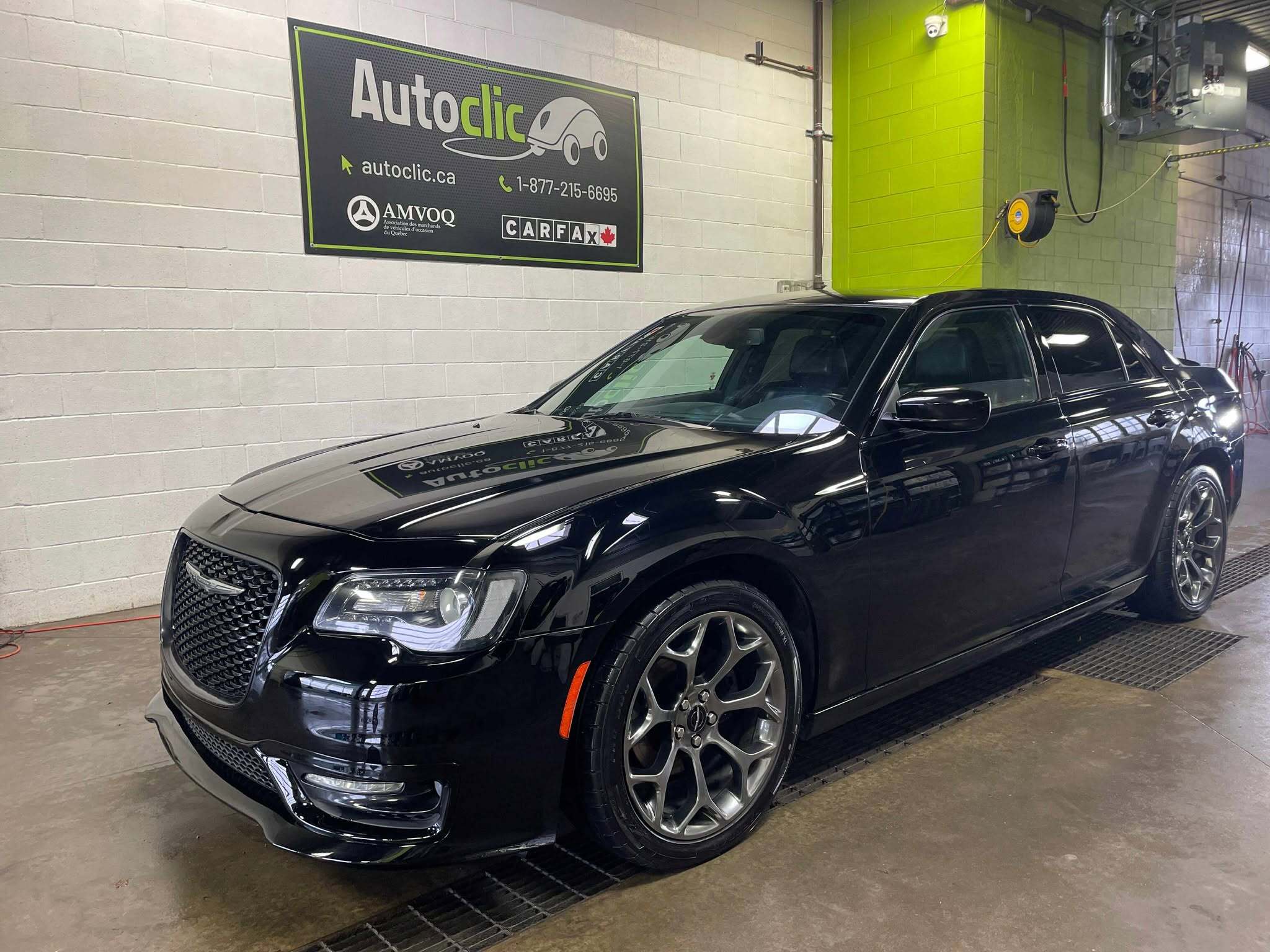 2018 Chrysler 300
