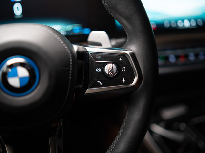 used 2024 BMW 7-Series car, priced at $113,900