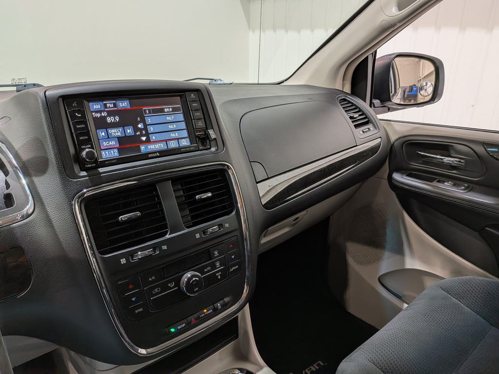 Dodge Grand Caravan 2016