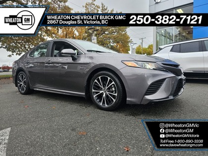 Toyota Camry Hybrid SE FWD