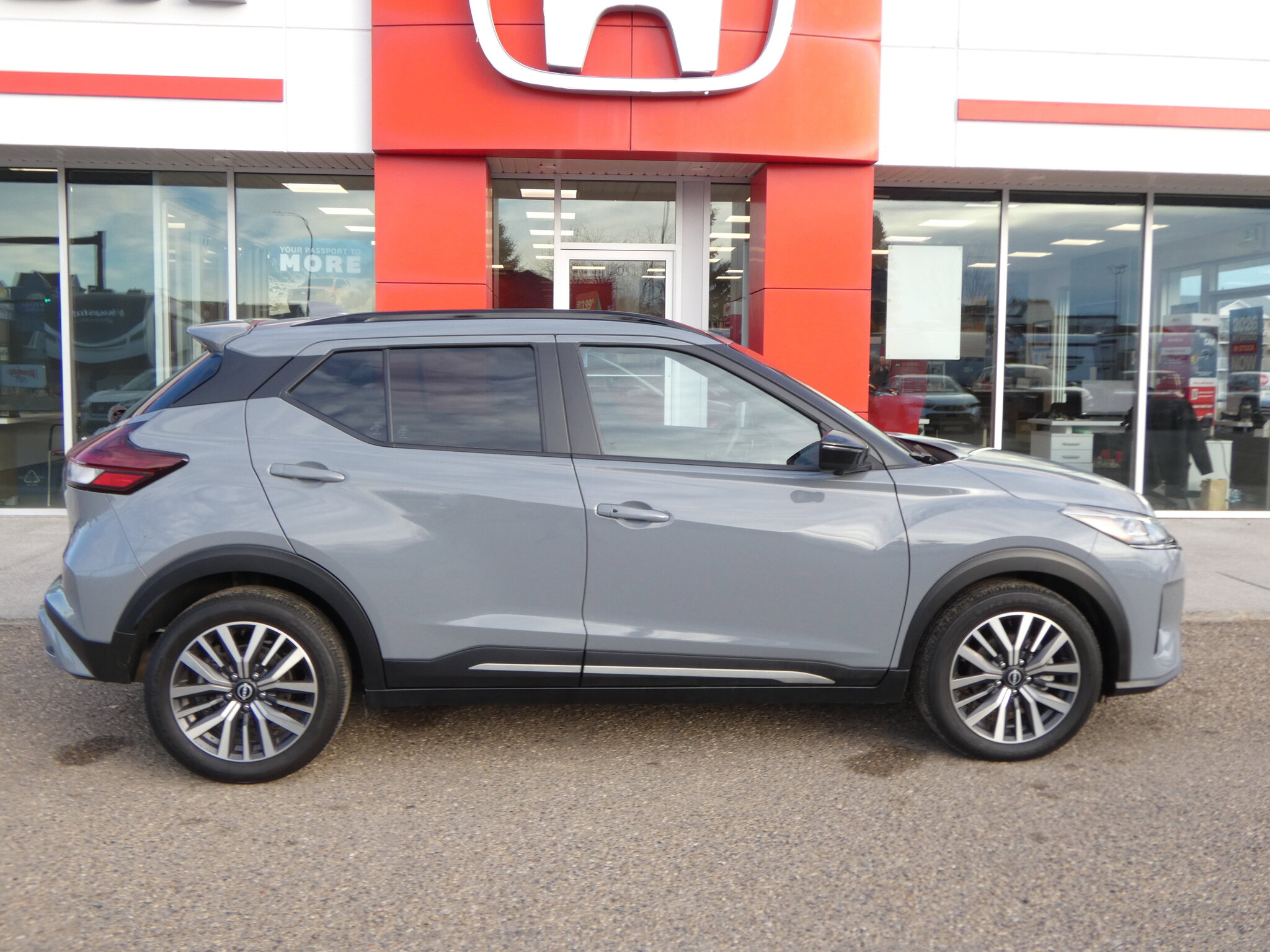 2023 Nissan Kicks