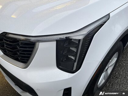 used 2024 Kia Sorento car, priced at $35,253