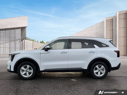 used 2024 Kia Sorento car, priced at $35,253