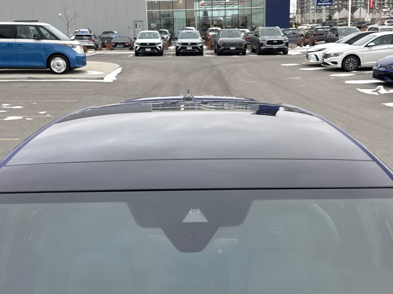 2024 Volkswagen Golf R - Gallery image 12