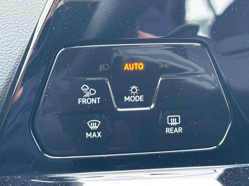 2024 Volkswagen Golf R - Gallery image 17