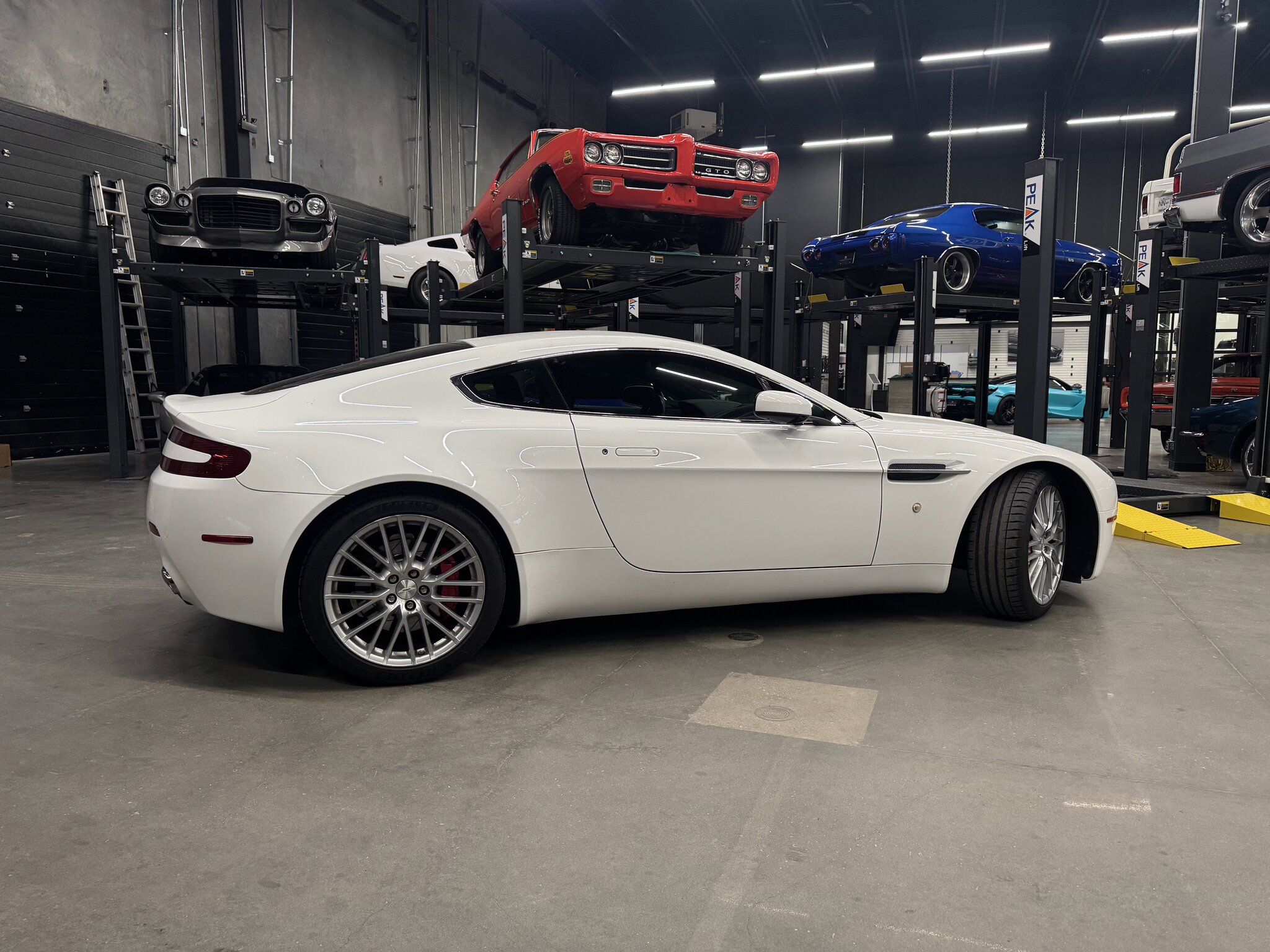2008 Aston Martin Vantage