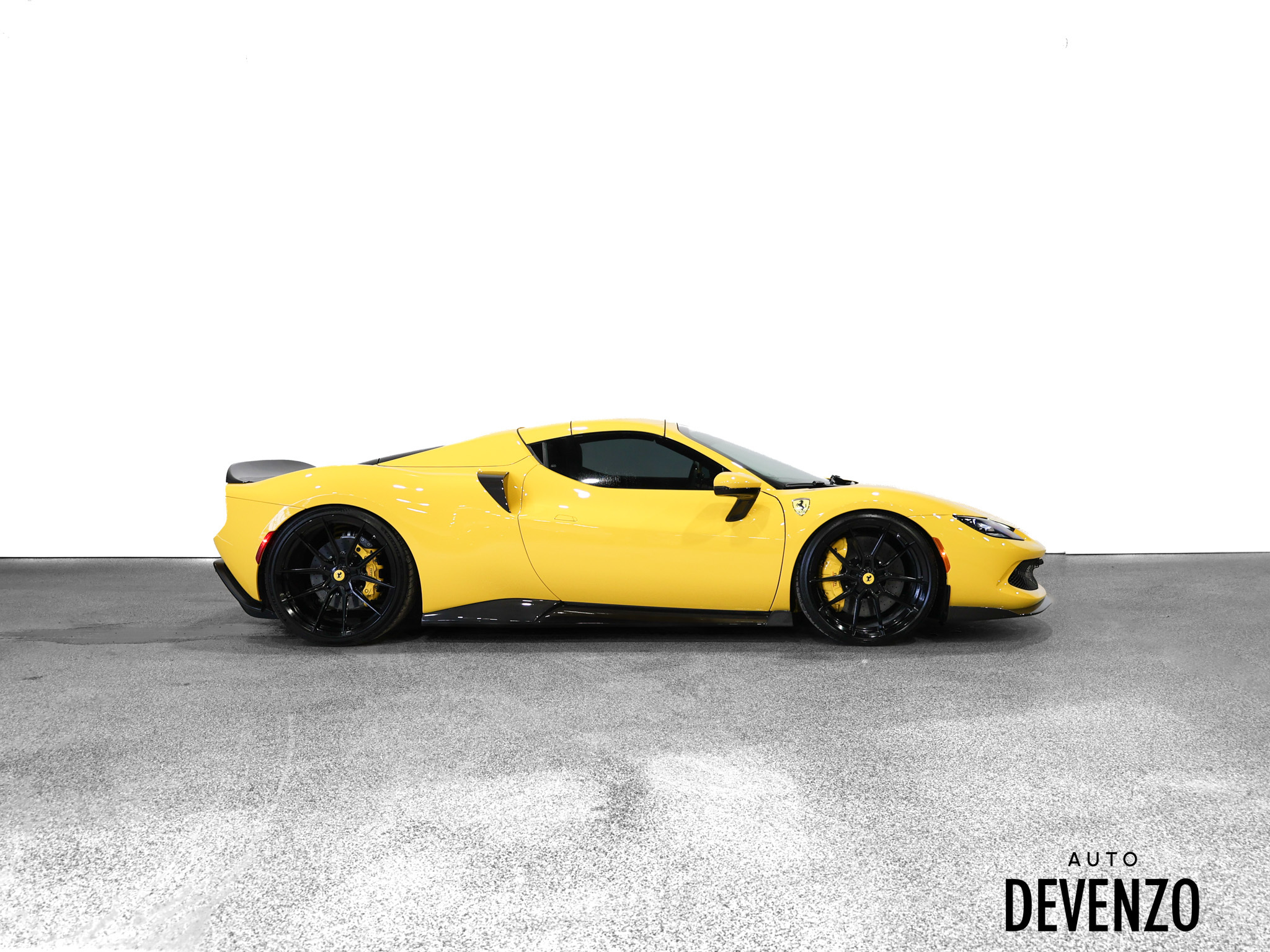 2024 Ferrari 296 GTS