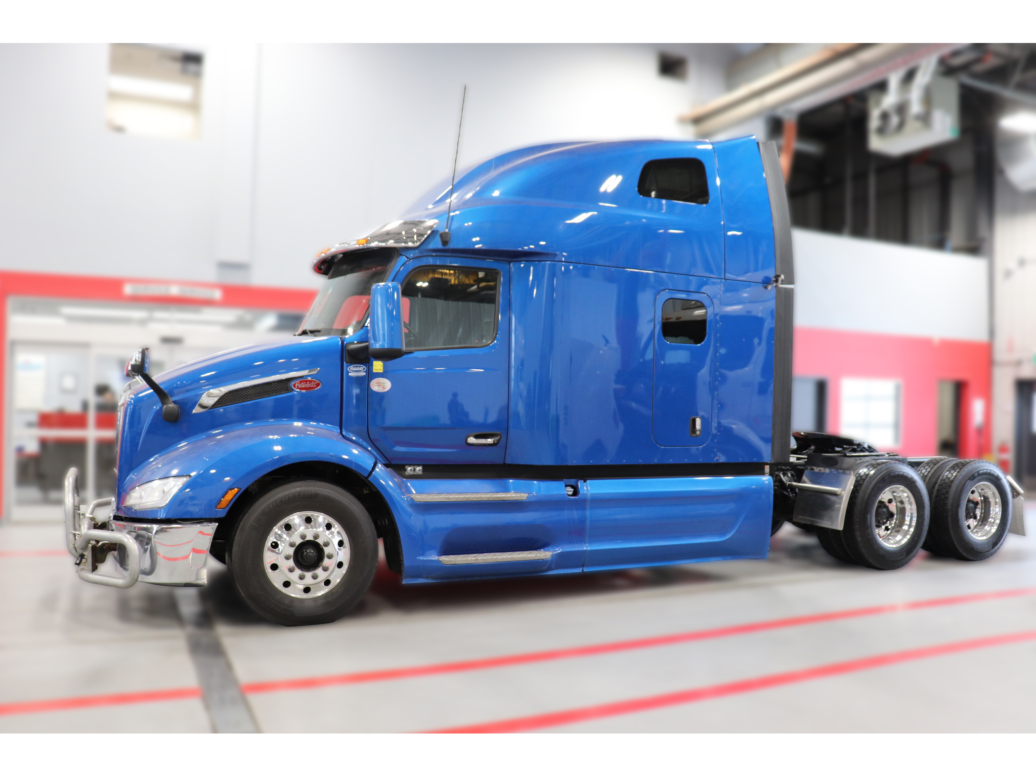2022 Peterbilt 579 Ultraloft