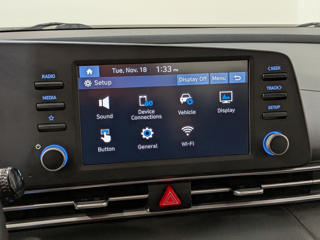 Hyundai Elantra 2022