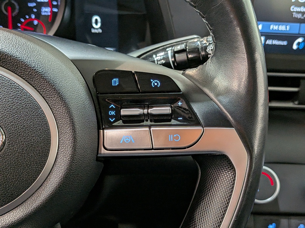 Hyundai Elantra 2022