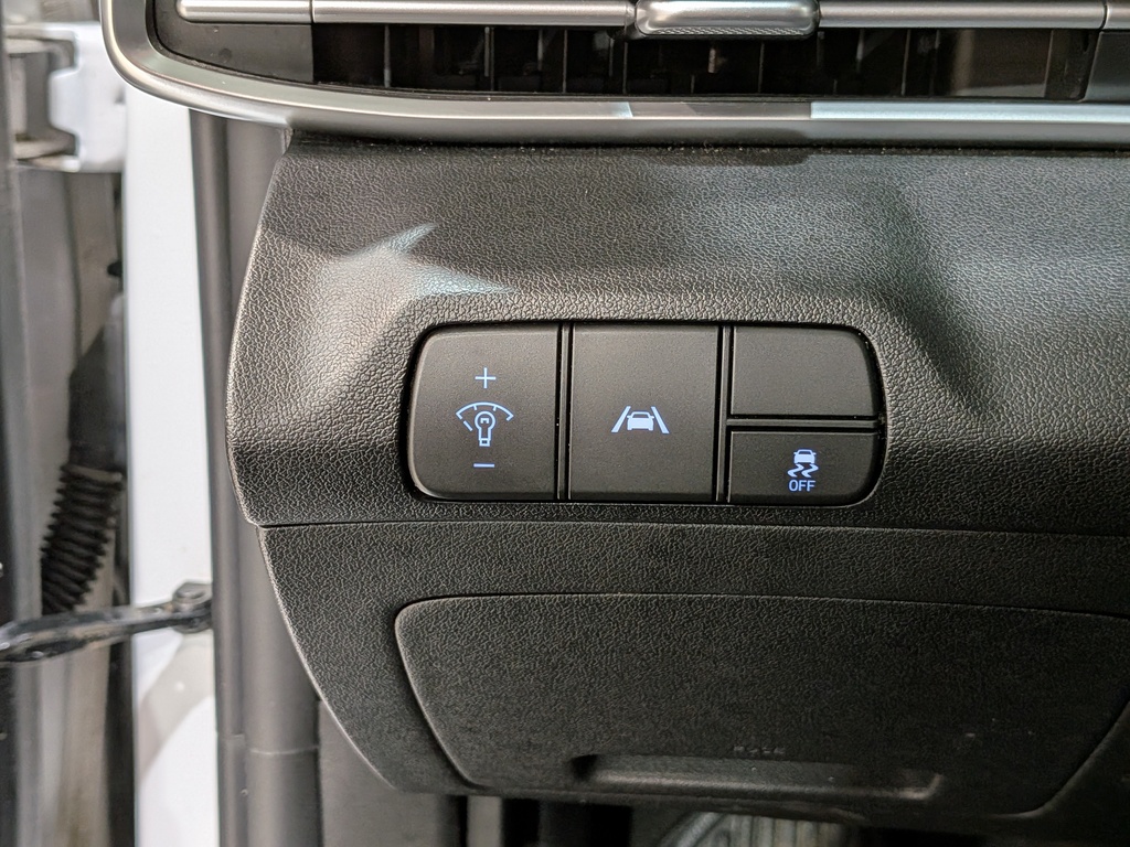 Hyundai Elantra 2022