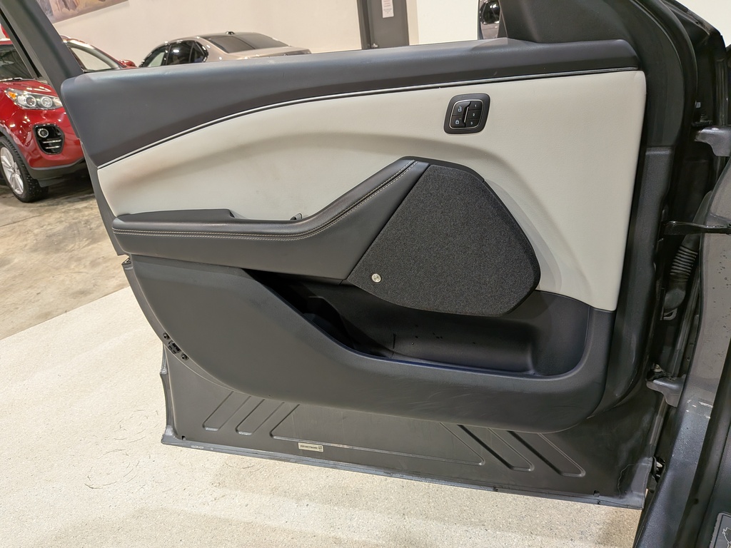 Ford Mustang Mach-E 2023