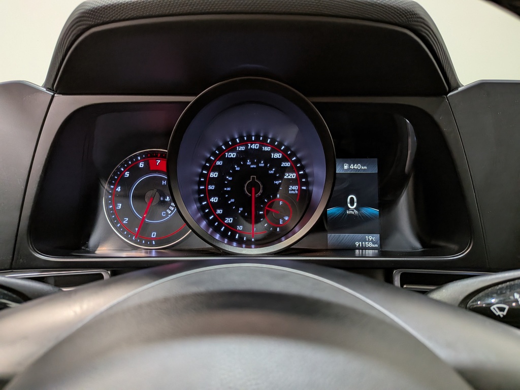 Hyundai Elantra 2022