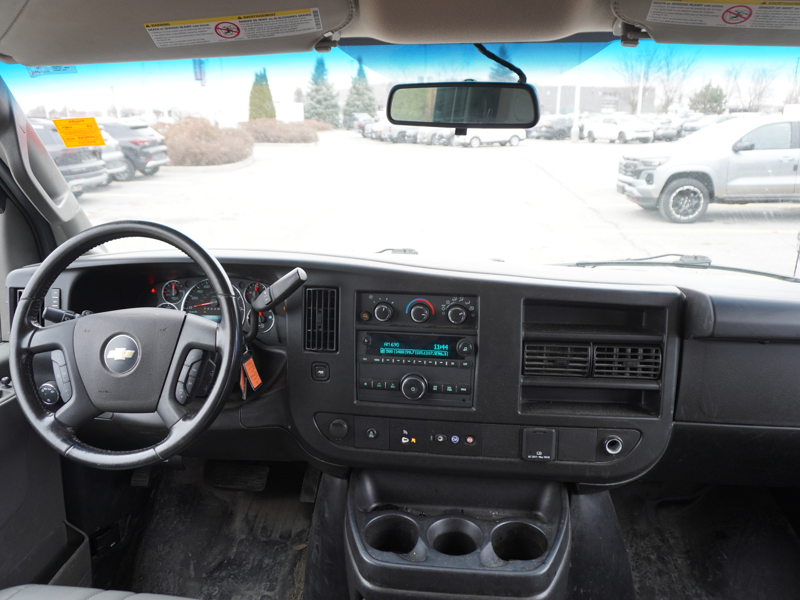 2023 Chevrolet Express Cargo - Gallery image 11