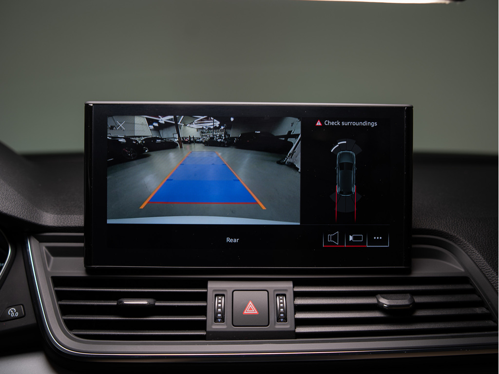 2022 Audi Q5 45 Komfort, Toronto, Cash