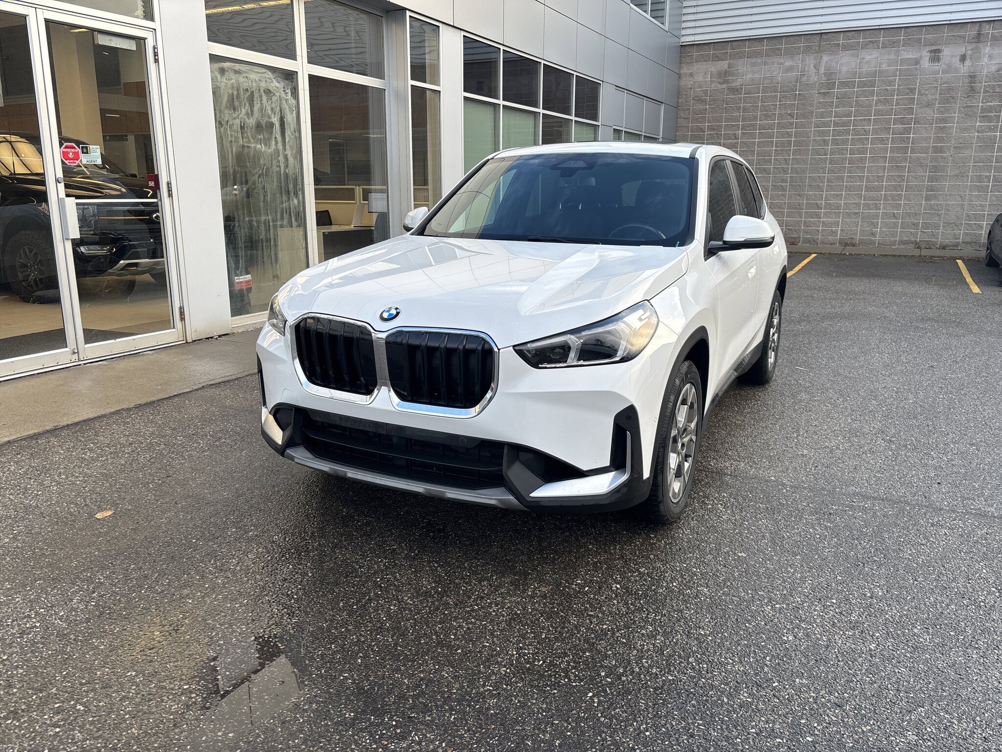 2023 BMW X1